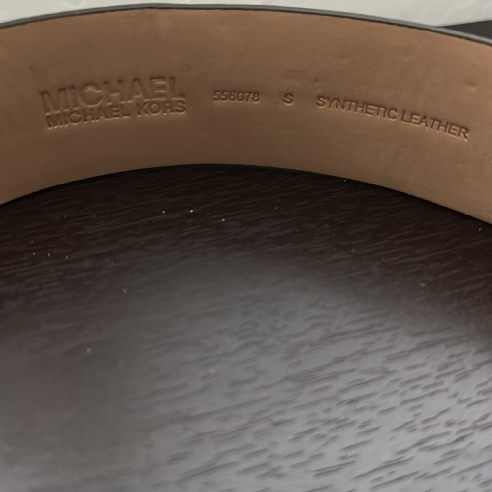 Like new Michael Kors brown / tan logo belt with gold buckle - Picture 3 of 7